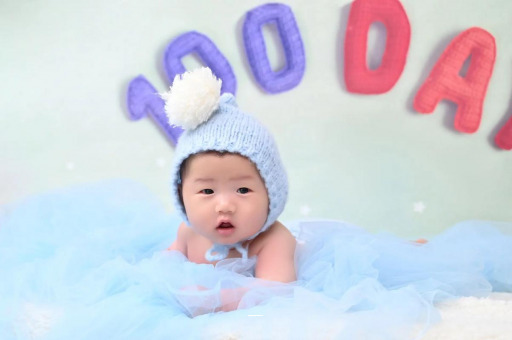 分宜6个月宝宝睡觉摇头